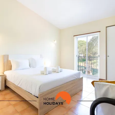 #208 Families Only - Tranquility House By Holidays *